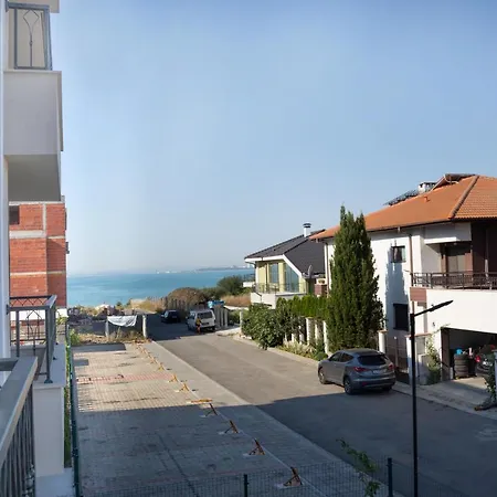 Марго Apartment Burgas